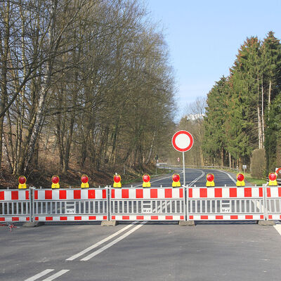 Baustelle_588464_vollsperrung_sternschnuppe1_pixelio